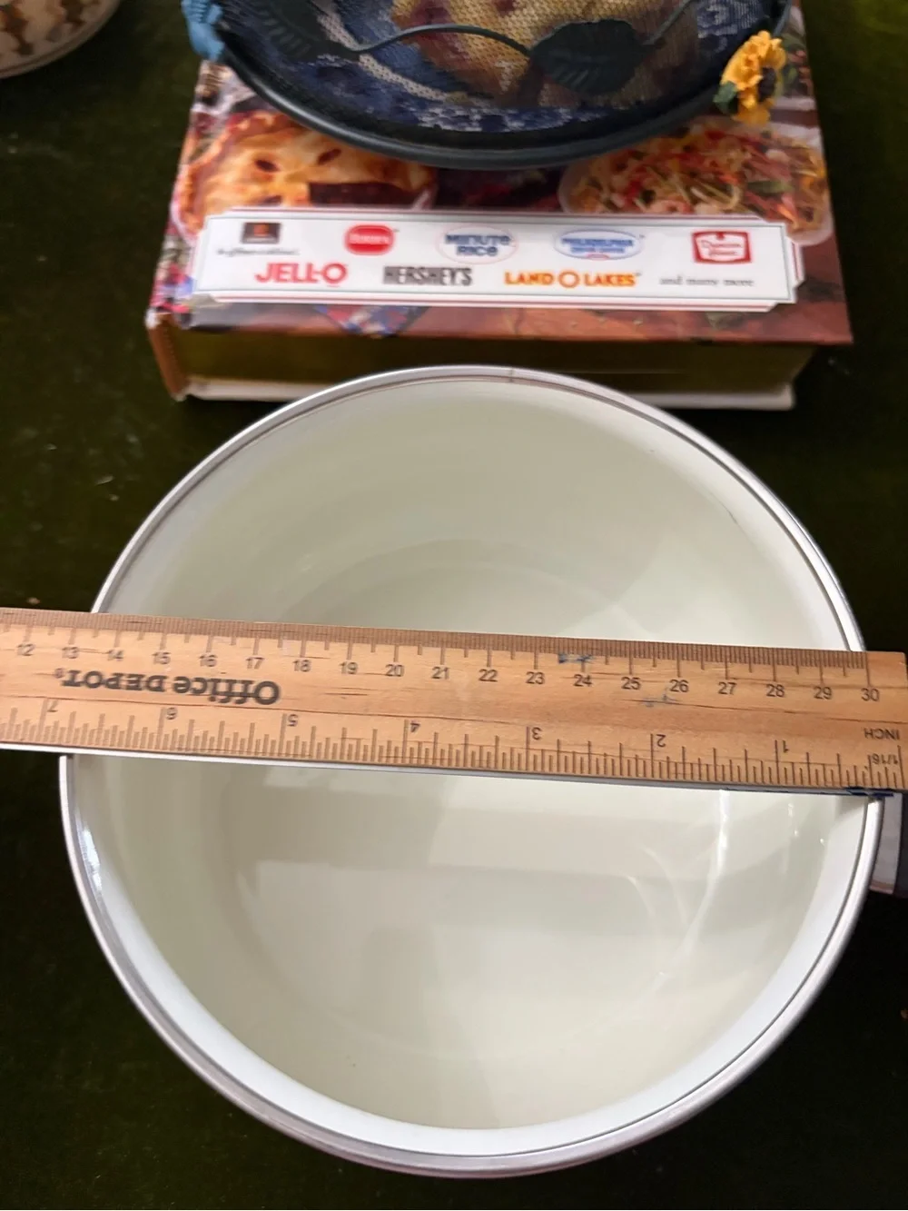 Cream Mushroom-Print Saucepan with Lid and Long Handle - Picture 8 of 8